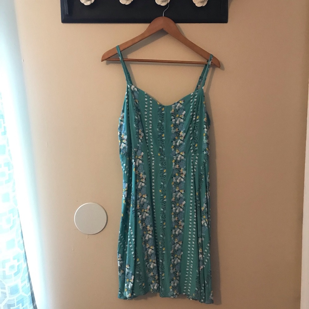 Old Navy Floral Print Dress